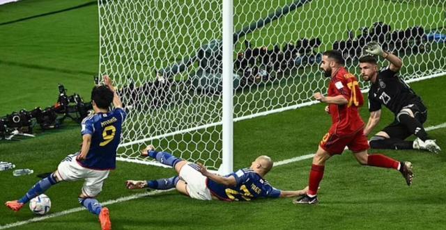 1669952488206014875.jpg 2.jpg